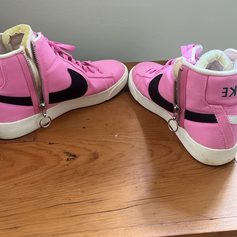 Pink Nike Blazers - Picture 3 of 3